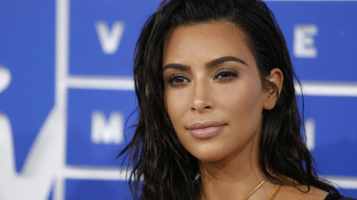 Hoc Kim Kardashian 5 Ngay Moi Goi Dau Giau Toc Bet Cuc Dinh1