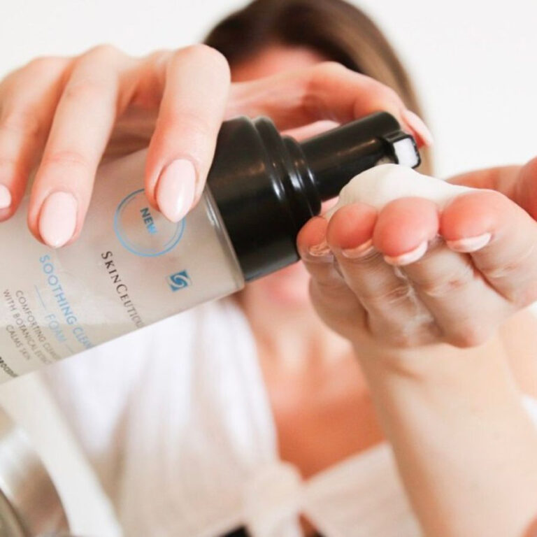 5 Mẹo Sử Dụng Gel Bọt Tạo Kiểu Tóc Tại Nhà Hiệu Quả Nhất